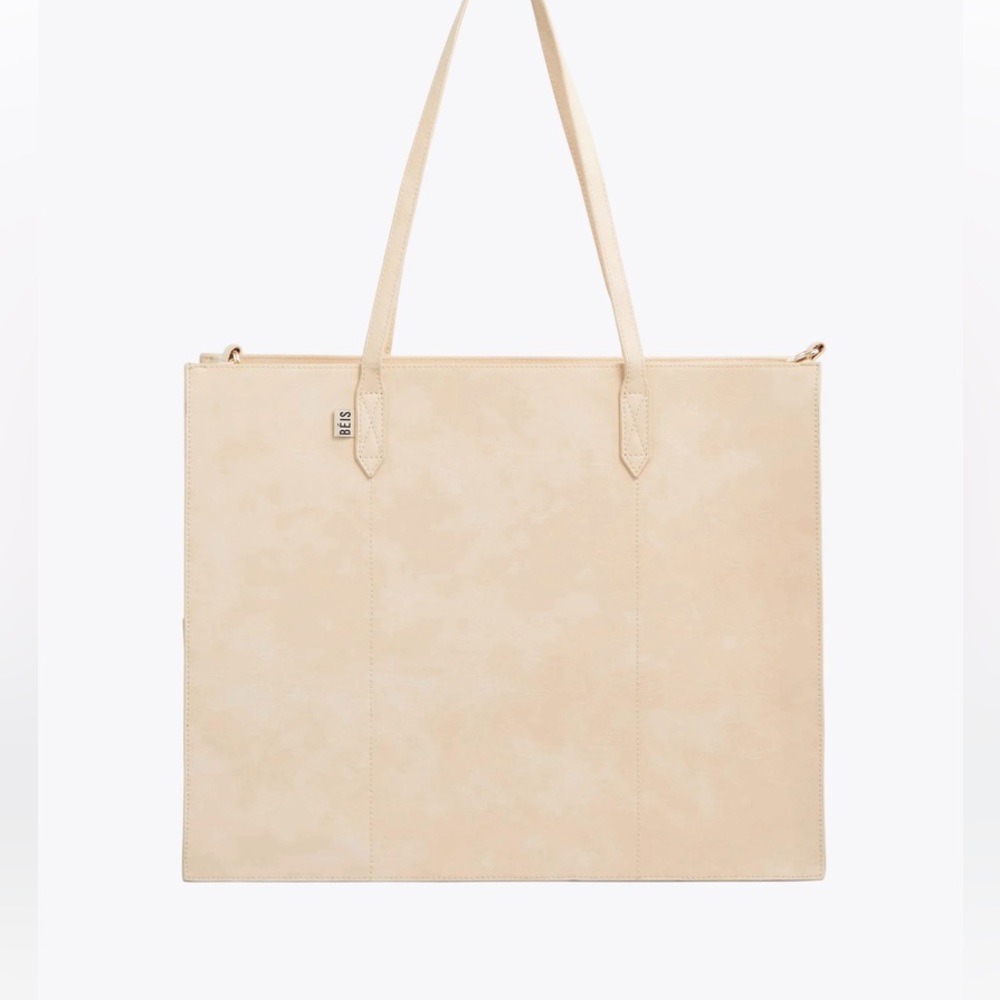 Béis Large Work Tote in Beige. Brand new only used a couple times for work.